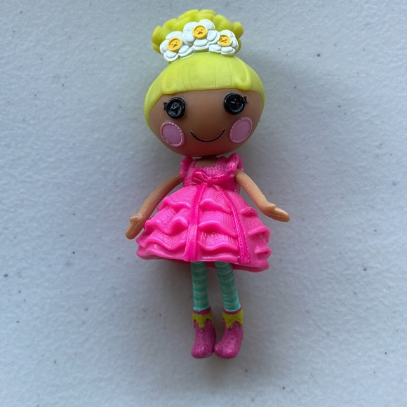 Bundle of four mini lalaloopsies. - Picture 4 of 6